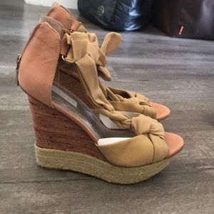 Size 8 1/2 Rachel Roy wedges